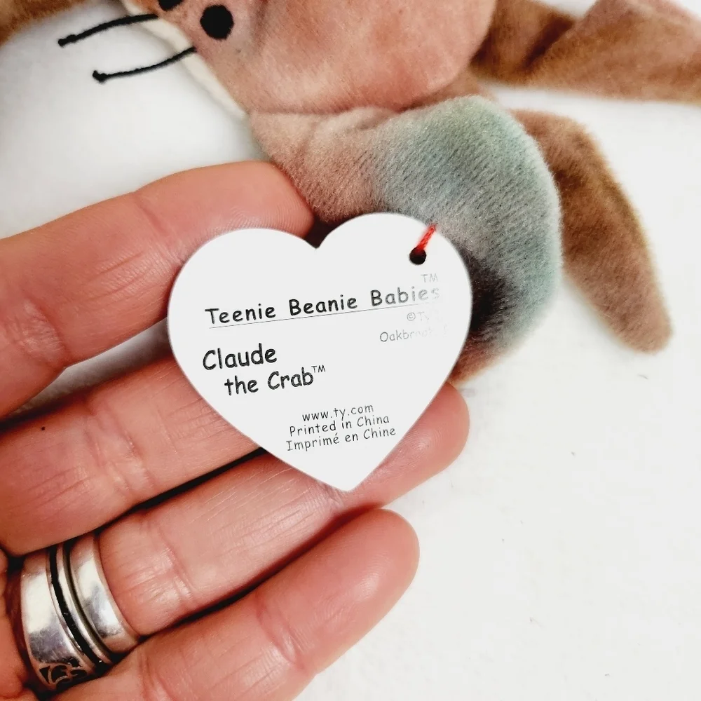 TY  teenie beanie babies Claude the crab stuffed animal
